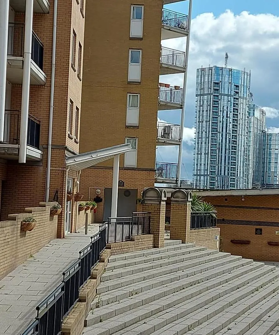 Great For Break Free Wifi Apartment London